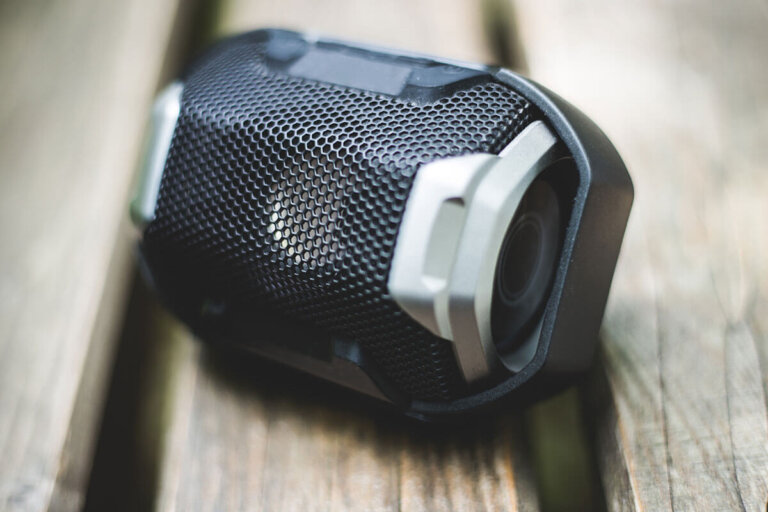altavoz para exteriores