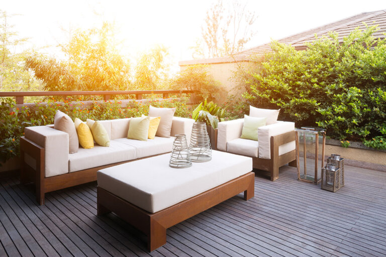 conjunto de muebles de jardín