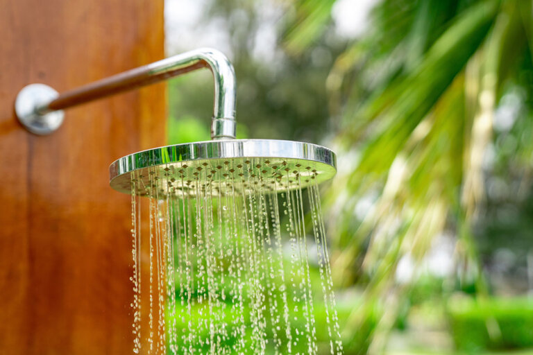 ducha de jardín