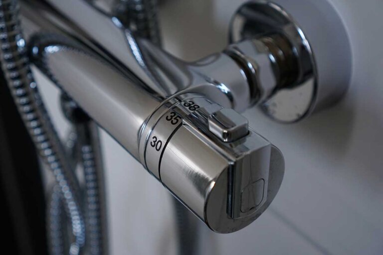 grifo termostático para ducha